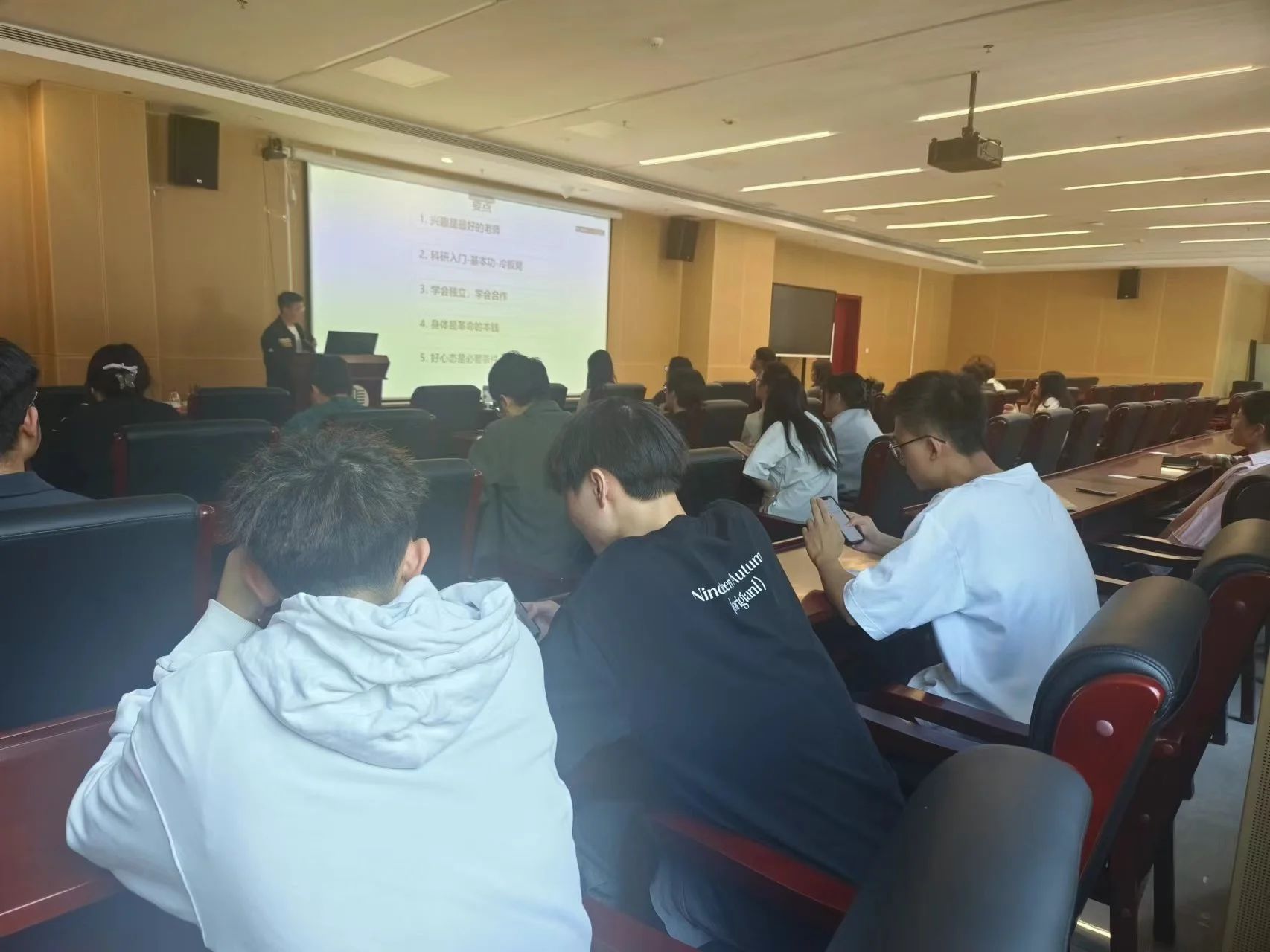 image-20250422102157-1