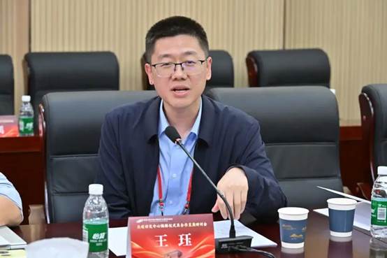 image local-20250110210304-27