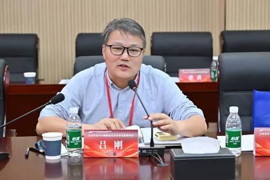 image local-20250110210304-28